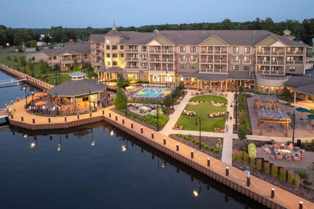 4 Days, 3 Nights, 8 Meals