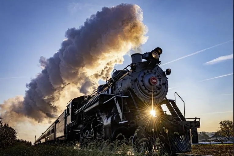 4 Days / 3 Nights / 6 Meals