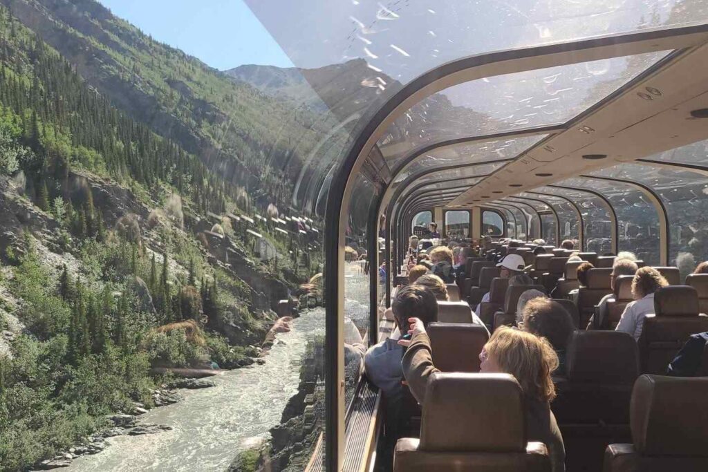 9 Days / 8 Nights / 11 Meals